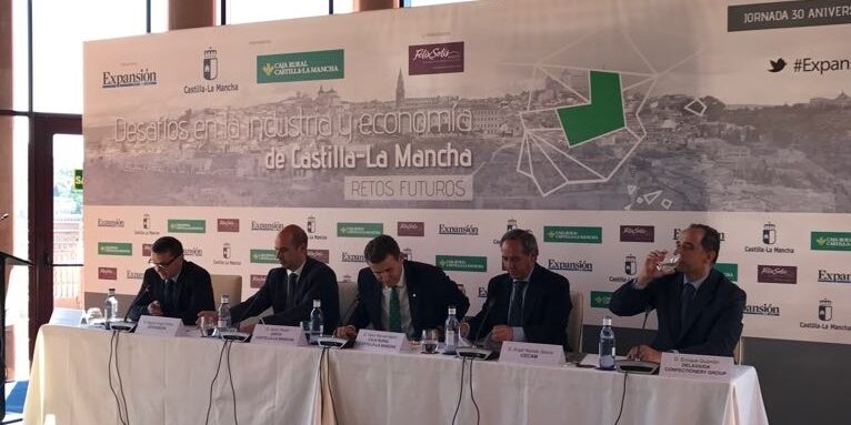 conferencia-enrique-vrev-766x383